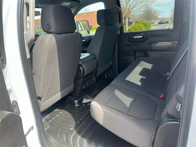 2022 GMC Sierra 3500 Pro   - Photo 11 - Indianapolis, IN 46234