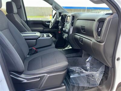 2022 GMC Sierra 3500 Pro   - Photo 15 - Indianapolis, IN 46234