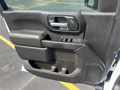2022 GMC Sierra 3500 Pro   - Photo 33 - Indianapolis, IN 46234