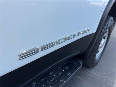 2022 GMC Sierra 3500 Pro   - Photo 37 - Indianapolis, IN 46234