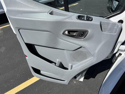 2017 Ford Transit 250   - Photo 25 - Indianapolis, IN 46234