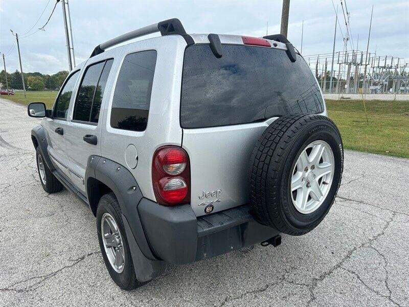 2005 Jeep Liberty Renegade - Photo 6 - Indianapolis, IN 46234