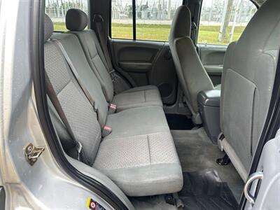 2005 Jeep Liberty Renegade   - Photo 11 - Indianapolis, IN 46234