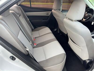 2017 Toyota Corolla LE   - Photo 12 - Indianapolis, IN 46234