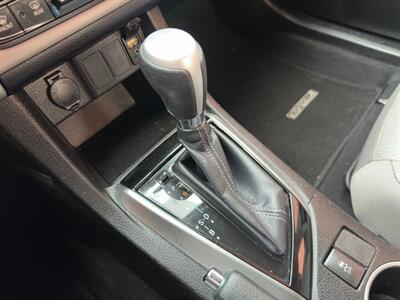 2017 Toyota Corolla LE   - Photo 25 - Indianapolis, IN 46234