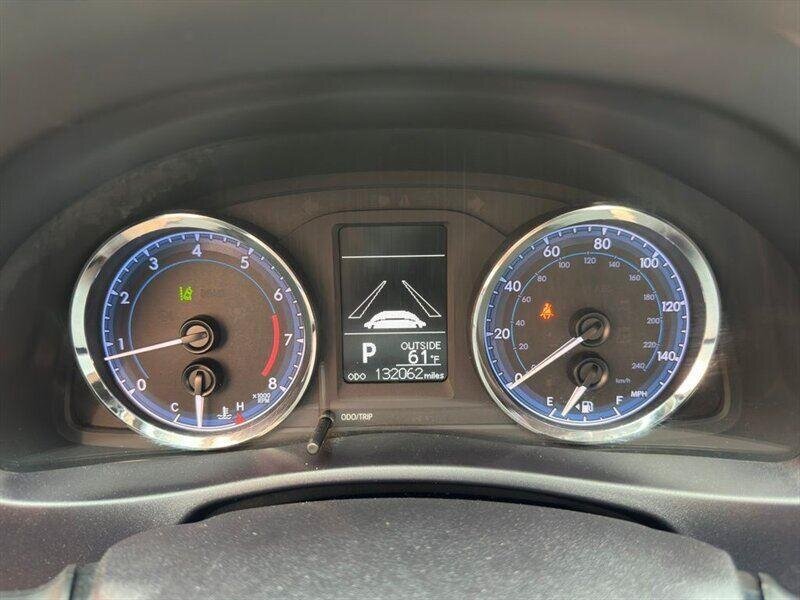 2017 Toyota Corolla LE - Photo 15 - Indianapolis, IN 46234
