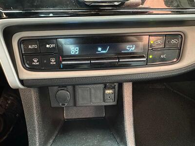 2017 Toyota Corolla LE   - Photo 24 - Indianapolis, IN 46234