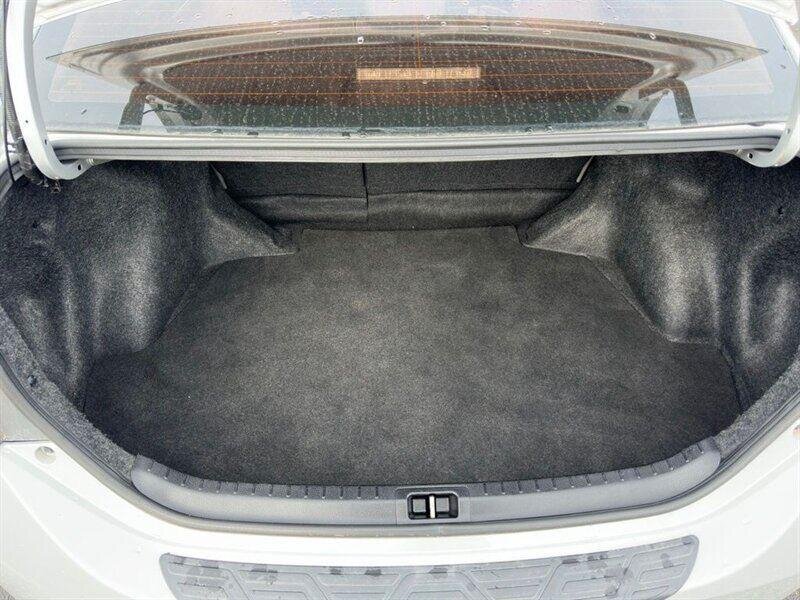 2017 Toyota Corolla LE - Photo 28 - Indianapolis, IN 46234