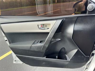 2017 Toyota Corolla LE   - Photo 27 - Indianapolis, IN 46234