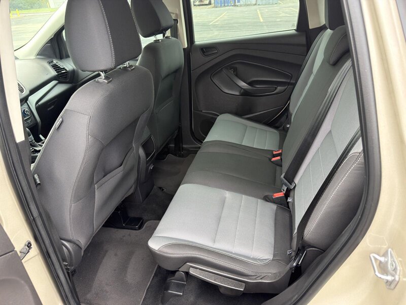 2017 Ford Escape S - Photo 11 - Indianapolis, IN 46234
