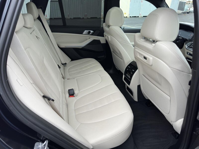 2021 BMW X5 xDrive40i - Photo 13 - Indianapolis, IN 46234