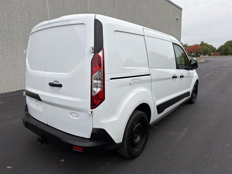 2019 Ford Transit Connect XLT - Photo 4 - Indianapolis, IN 46234