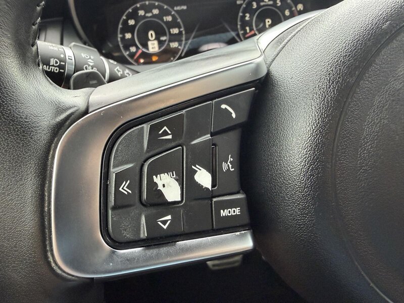 2020 Jaguar E-PACE P300 R-Dynamic S - Photo 19 - Indianapolis, IN 46234