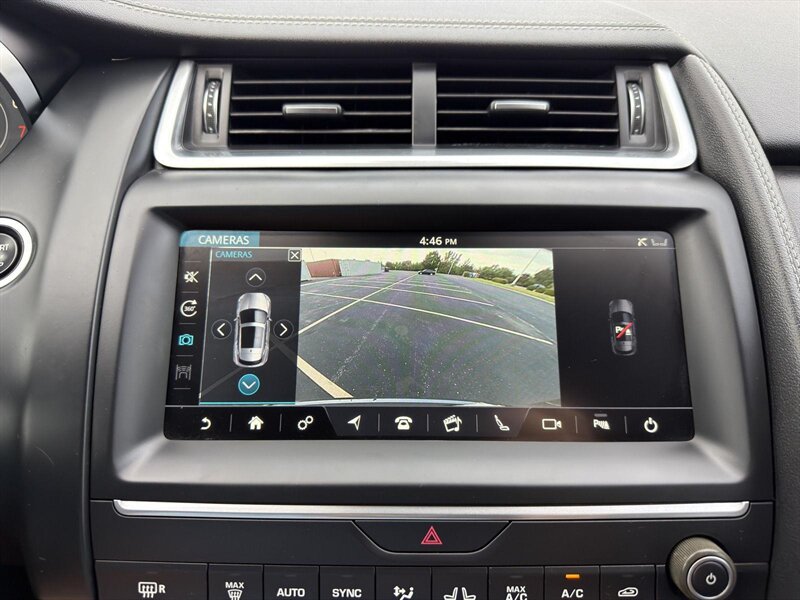 2020 Jaguar E-PACE P300 R-Dynamic S - Photo 26 - Indianapolis, IN 46234