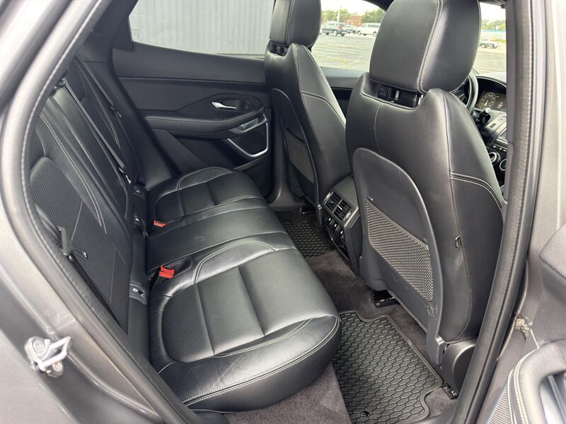 2020 Jaguar E-PACE P300 R-Dynamic S - Photo 13 - Indianapolis, IN 46234