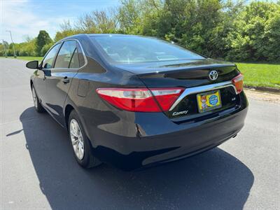 2015 Toyota Camry LE   - Photo 6 - Indianapolis, IN 46234