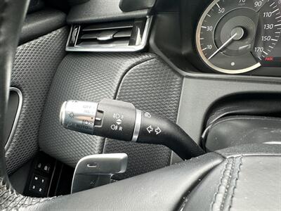 2022 Land Rover Range Rover Velar P250 R-Dynamic S   - Photo 17 - Indianapolis, IN 46234