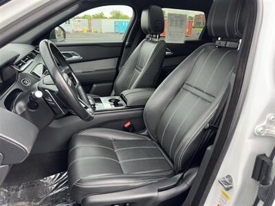 2022 Land Rover Range Rover Velar P250 R-Dynamic S   - Photo 10 - Indianapolis, IN 46234