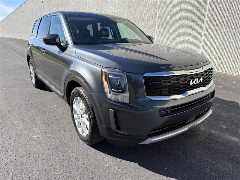 2022 Kia Telluride LX - Photo 3 - Indianapolis, IN 46234