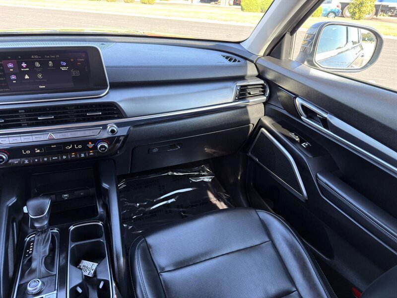 2022 Kia Telluride LX - Photo 9 - Indianapolis, IN 46234