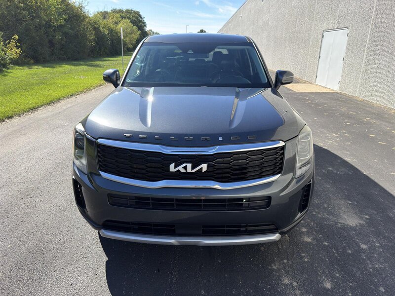 2022 Kia Telluride LX - Photo 2 - Indianapolis, IN 46234