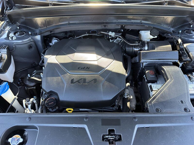 2022 Kia Telluride LX - Photo 38 - Indianapolis, IN 46234