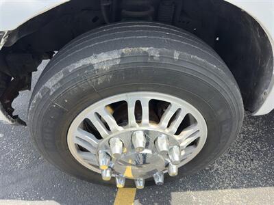 2005 Ford F-350 Lariat DRW - Photo 35 - Indianapolis, IN 46234