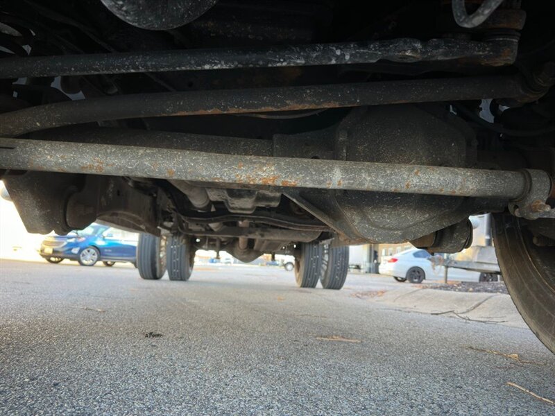 2005 Ford F-350 Lariat DRW - Photo 33 - Indianapolis, IN 46234