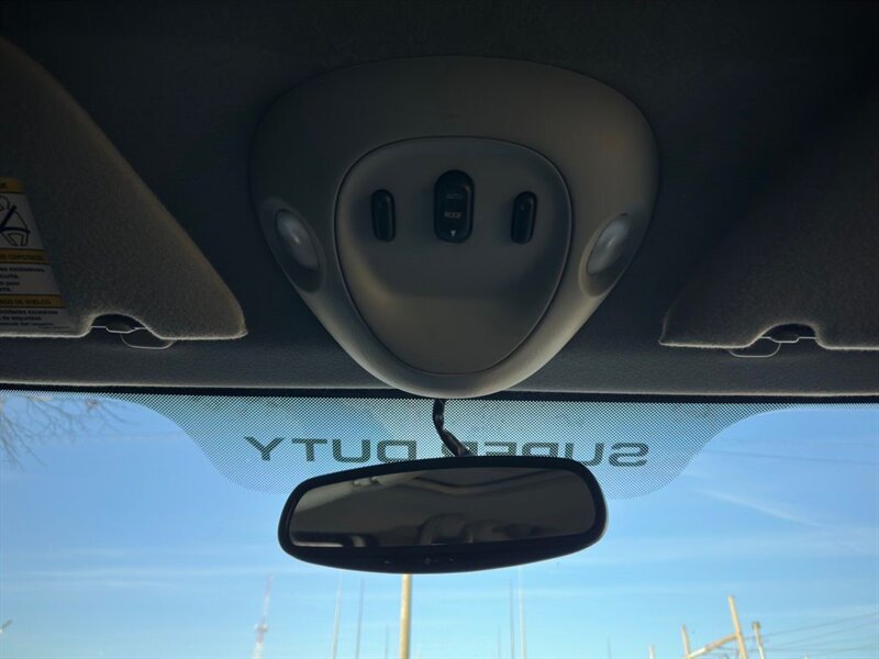 2005 Ford F-350 Lariat DRW - Photo 22 - Indianapolis, IN 46234