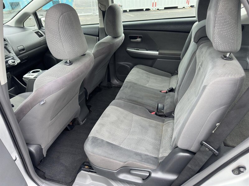 2012 Toyota Prius v Two - Photo 11 - Indianapolis, IN 46234