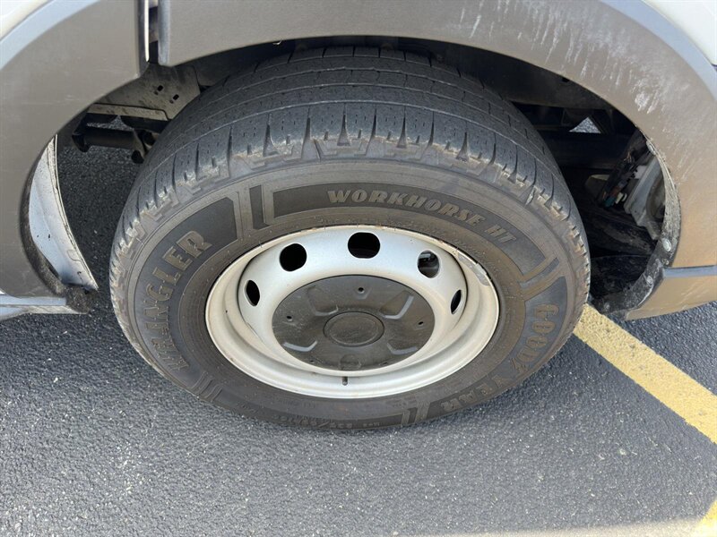 2023 Ford Transit - Photo 48 - Indianapolis, IN 46234
