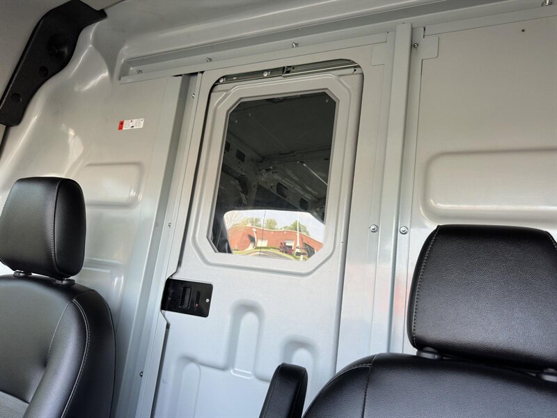 2023 Ford Transit - Photo 15 - Indianapolis, IN 46234