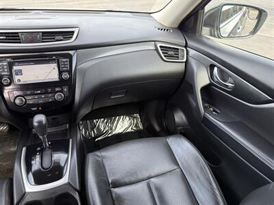 2015 Nissan Rogue S   - Photo 9 - Indianapolis, IN 46234