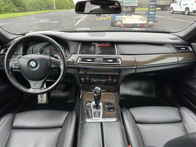 2015 BMW 750i xDrive   - Photo 8 - Indianapolis, IN 46234