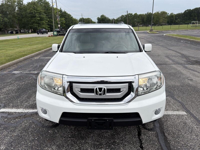 2010 Honda Pilot EX-L - Photo 2 - Indianapolis, IN 46234