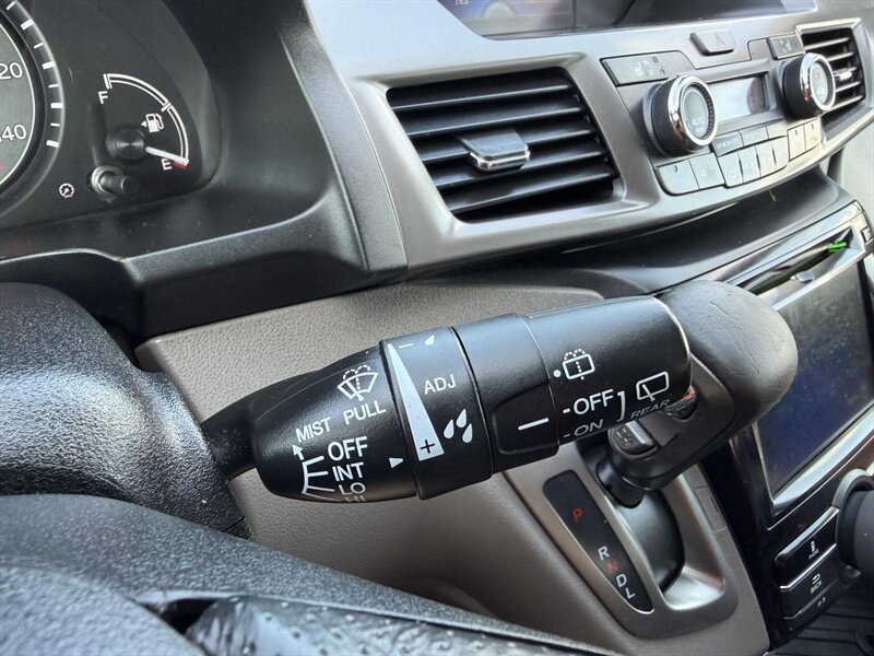 2015 Honda Odyssey EX-L - Photo 18 - Indianapolis, IN 46234