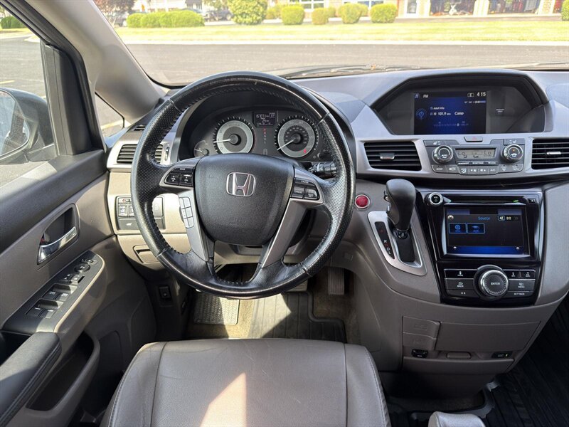 2015 Honda Odyssey EX-L - Photo 7 - Indianapolis, IN 46234