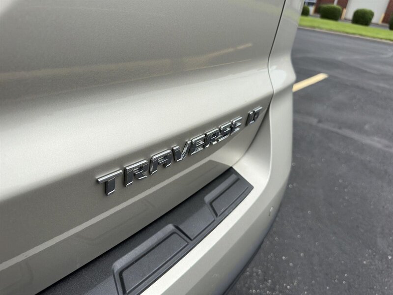 2015 Chevrolet Traverse 2LT 2LT - Photo 32 - Indianapolis, IN 46234