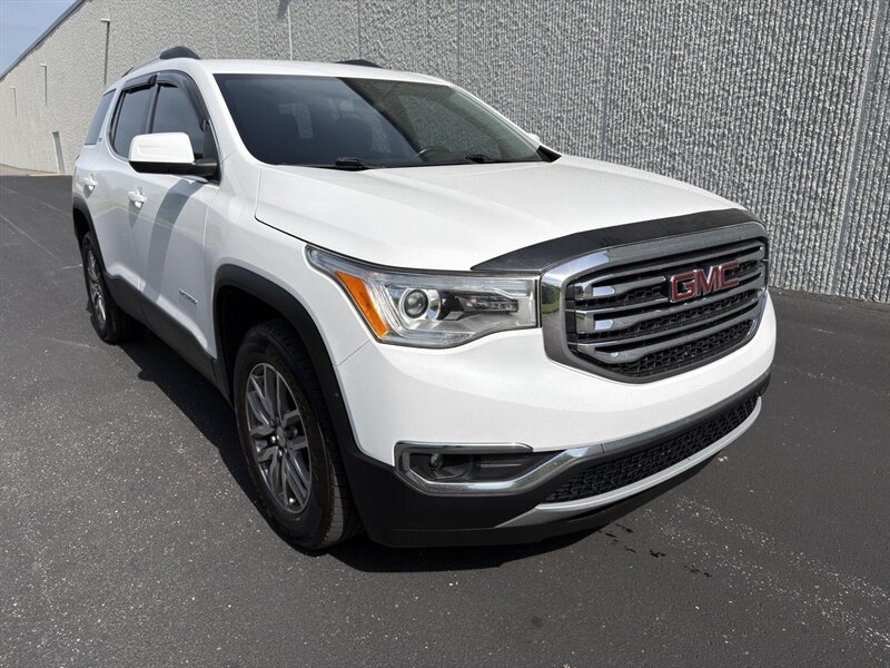 2019 GMC Acadia SLE-2 - Photo 3 - Indianapolis, IN 46234