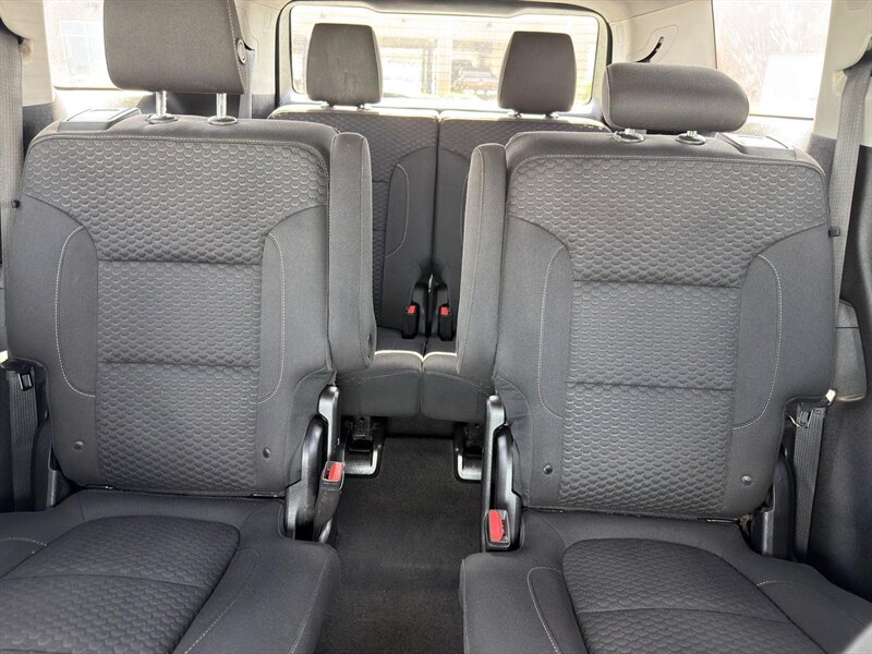 2019 GMC Acadia SLE-2 - Photo 12 - Indianapolis, IN 46234