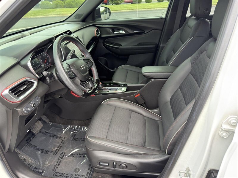 2022 Chevrolet Trailblazer RS - Photo 10 - Indianapolis, IN 46234