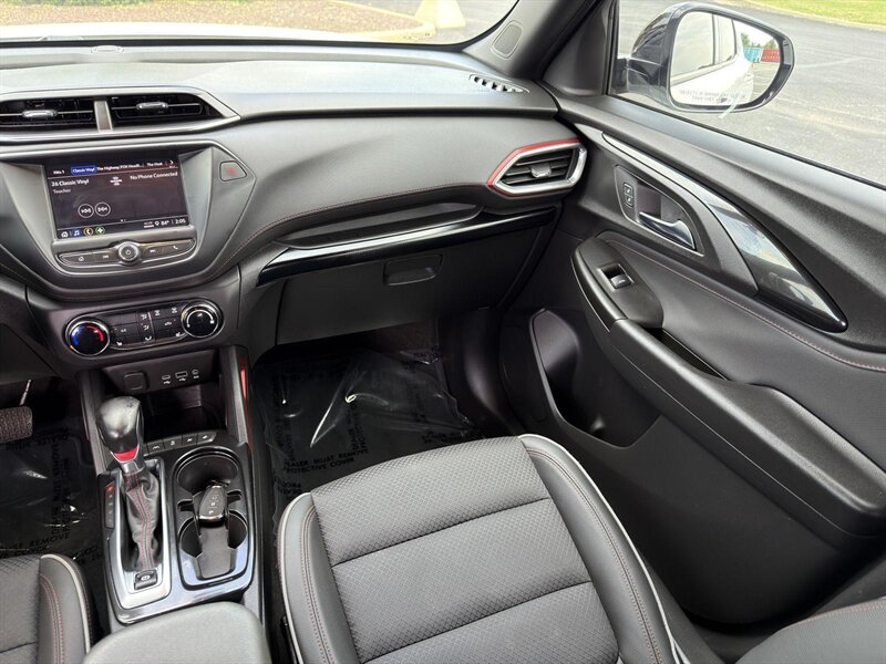 2022 Chevrolet Trailblazer RS - Photo 9 - Indianapolis, IN 46234