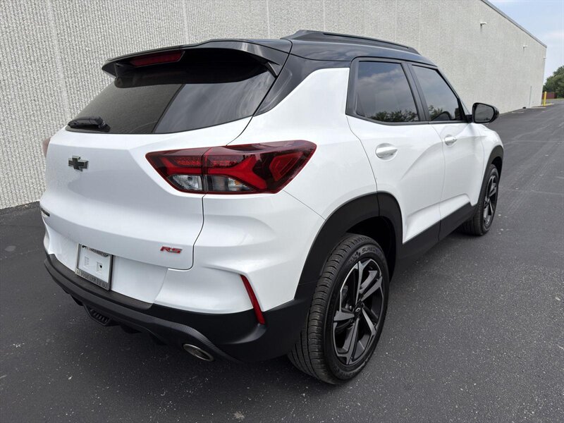 2022 Chevrolet Trailblazer RS - Photo 4 - Indianapolis, IN 46234