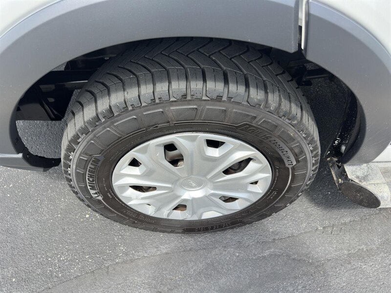 2018 Ford Transit 250 - Photo 25 - Indianapolis, IN 46234