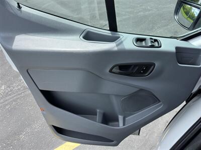 2018 Ford Transit 250   - Photo 21 - Indianapolis, IN 46234