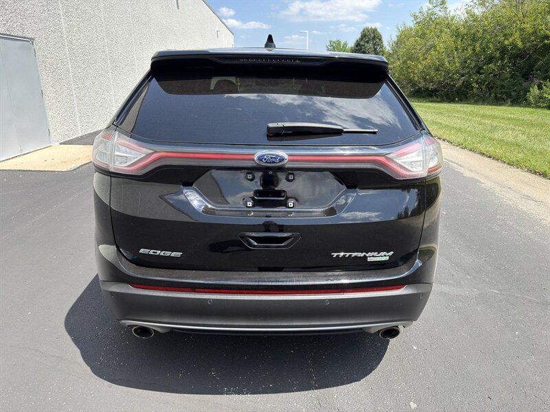 2018 Ford Edge Titanium - Photo 5 - Indianapolis, IN 46234
