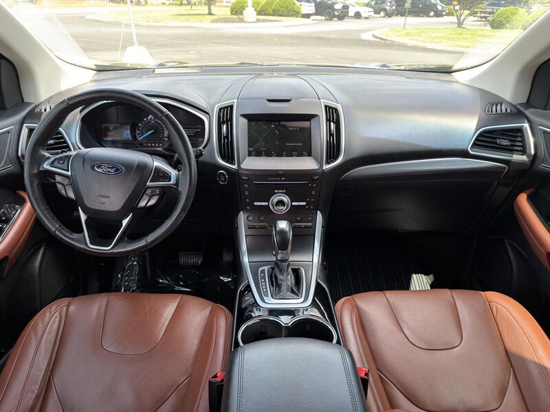 2018 Ford Edge Titanium - Photo 8 - Indianapolis, IN 46234