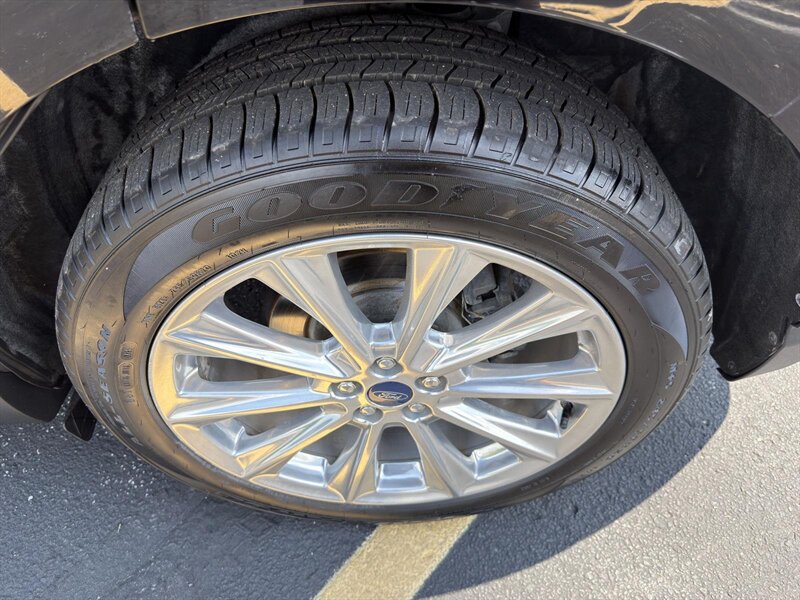 2018 Ford Edge Titanium - Photo 45 - Indianapolis, IN 46234