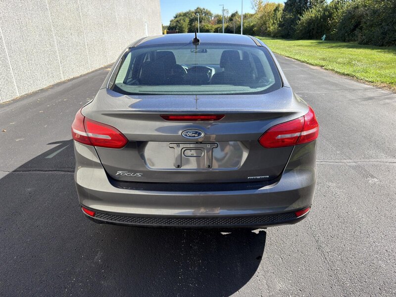 2016 Ford Focus S - Photo 5 - Indianapolis, IN 46234