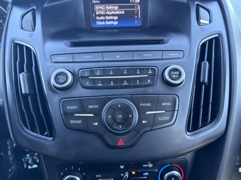 2016 Ford Focus S - Photo 27 - Indianapolis, IN 46234